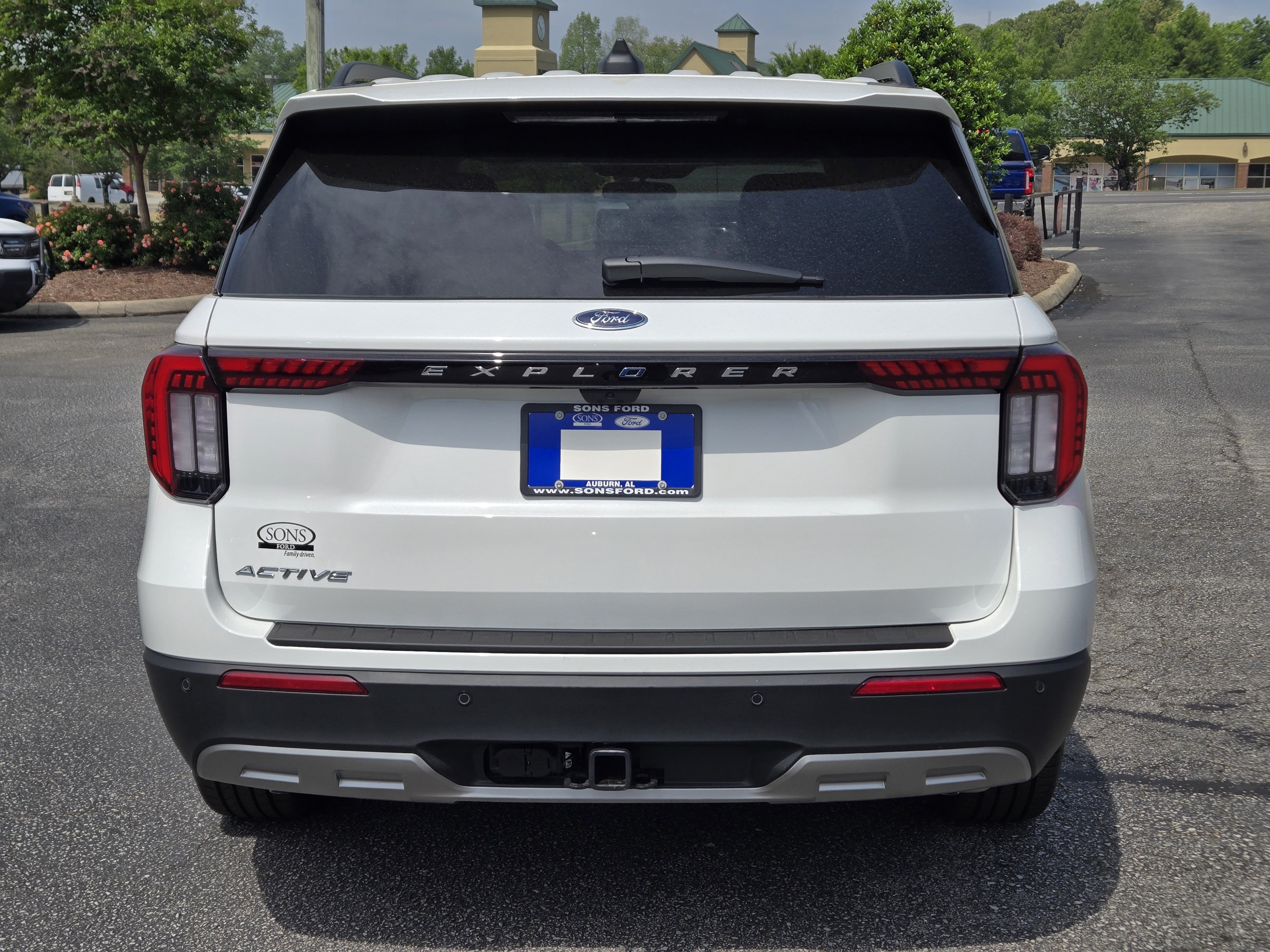 New 2026 Ford Explorer Active w/ Active Comfort Package RWD image 9