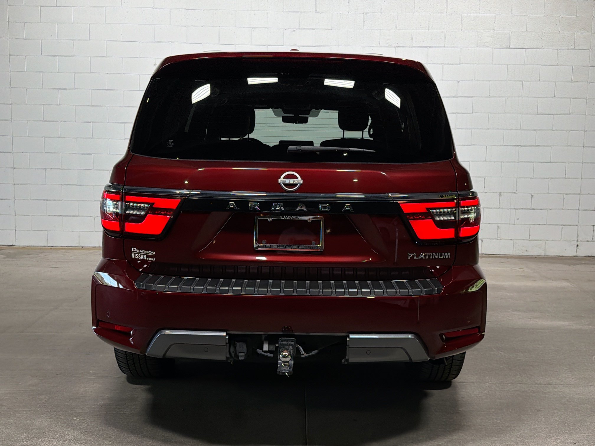 Used 2024 Nissan Armada Platinum w/ Captain's Chairs Package AWD/4WD image 8