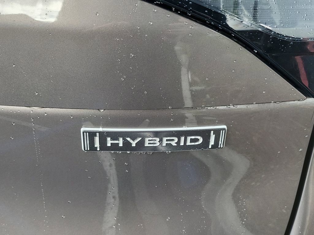 Used 2025 Subaru Forester Touring image 17