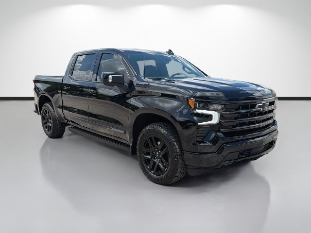 Used 2026 Chevrolet Silverado 1500 High Country w/ Midnight Edition RWD image 2
