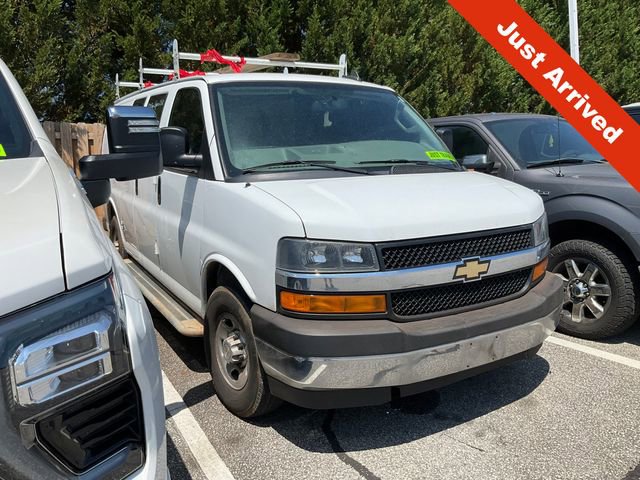 Used 2022 Chevrolet Express 2500 w/ Driver Convenience Package RWD video 1
