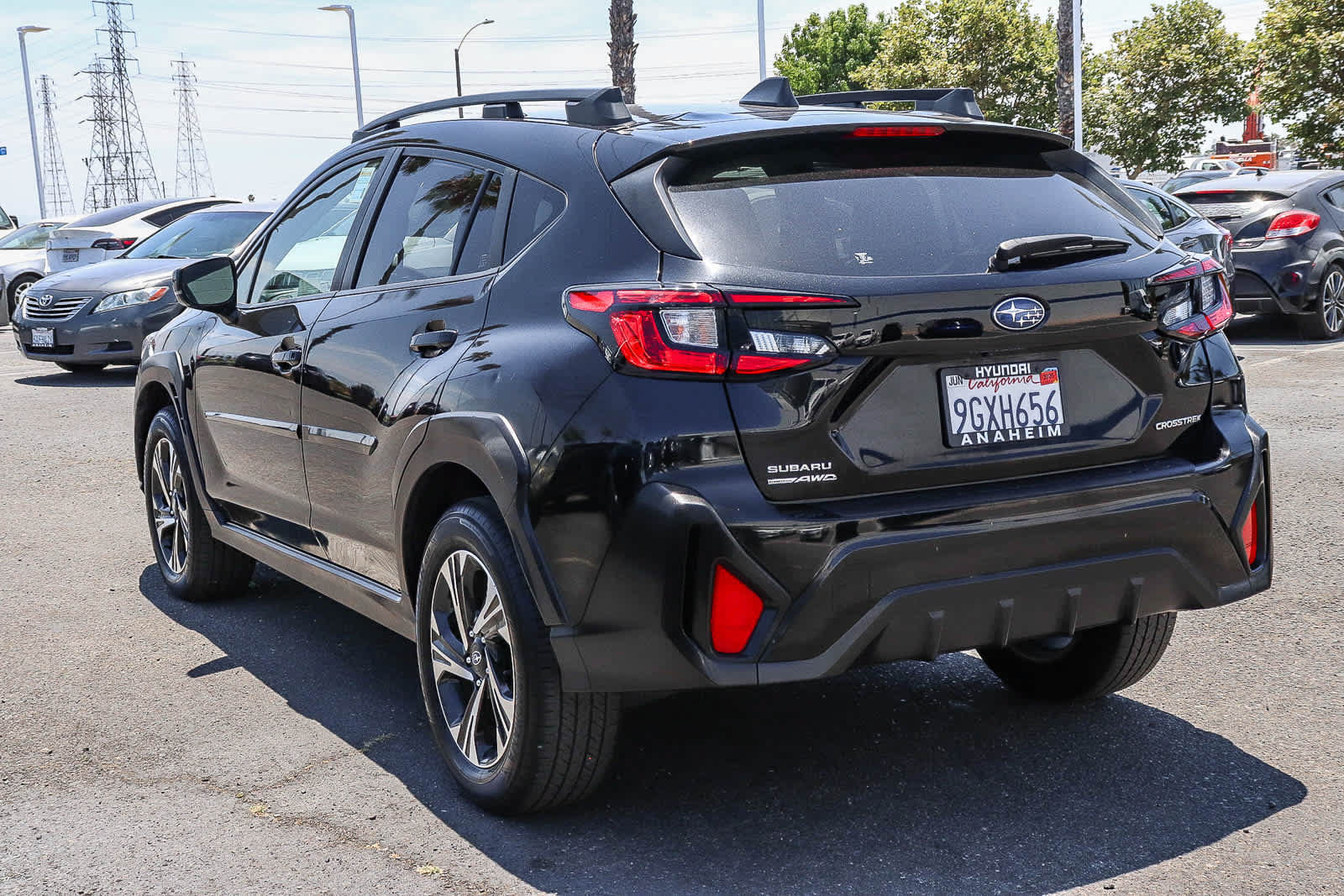 Used 2024 Subaru Crosstrek 2.0i Premium AWD/4WD image 9