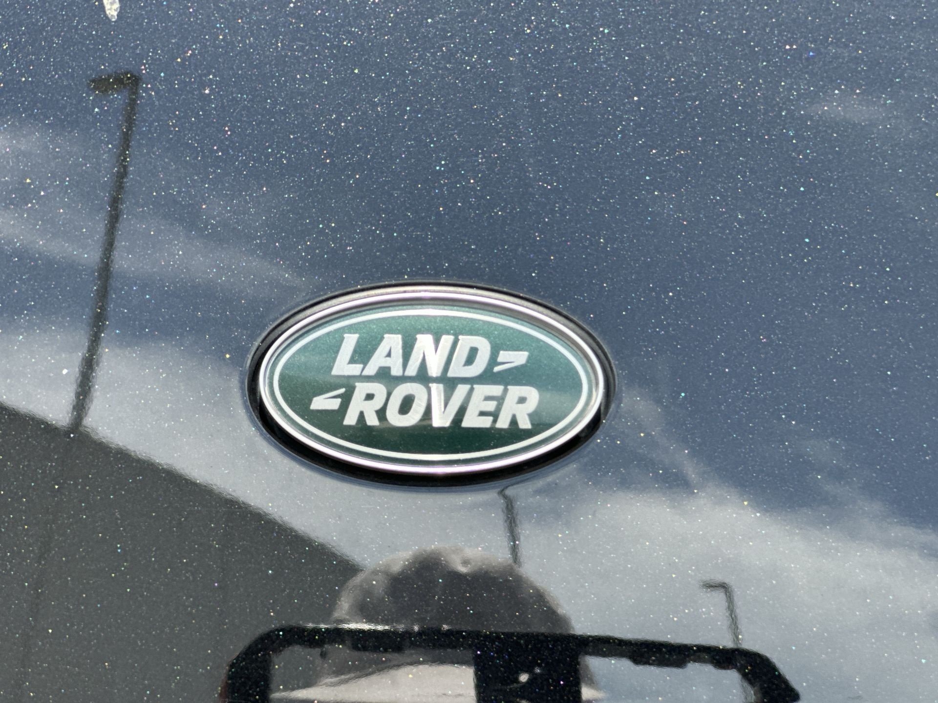 Used 2021 Land Rover Defender 110 X-Dynamic SE AWD/4WD image 31