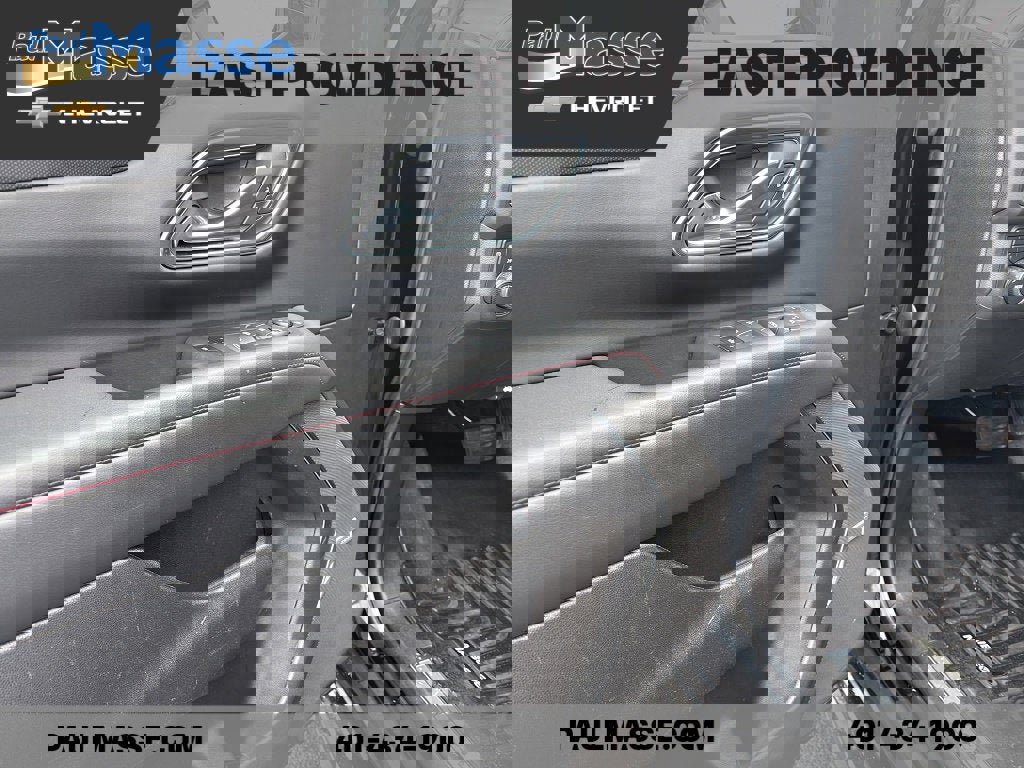 Certified 2023 Chevrolet Suburban RST w/ Sport Performance Package image 11