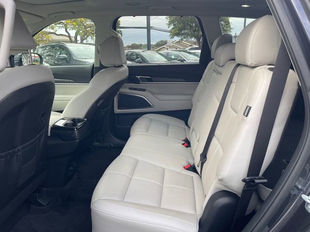 Used 2025 Kia Telluride SX image 10