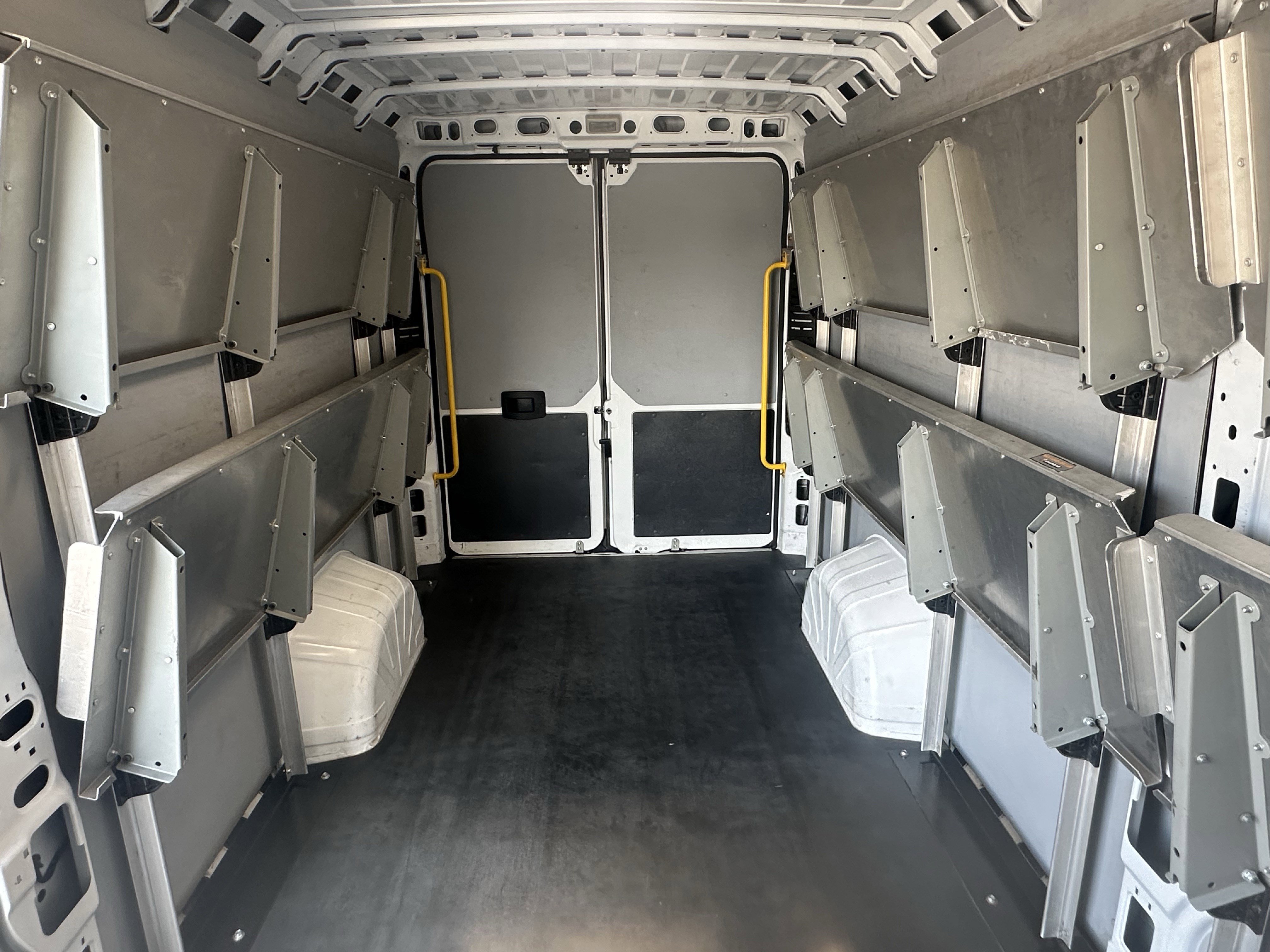 Used 2023 RAM ProMaster 3500 w/ Driver Convenience Group image 18