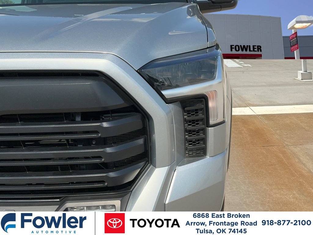 Certified 2025 Toyota Tundra SR5 w/ SR5 Premium Package AWD/4WD image 31