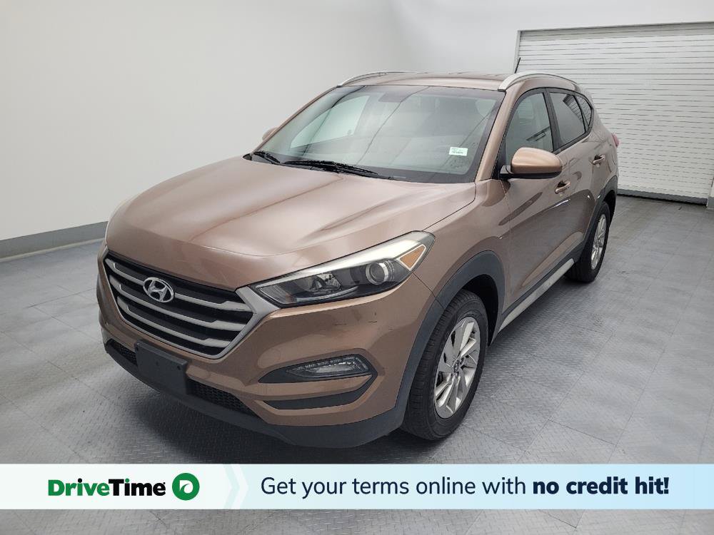 Used 2017 Hyundai Tucson SE w/ SE Popular Package 02