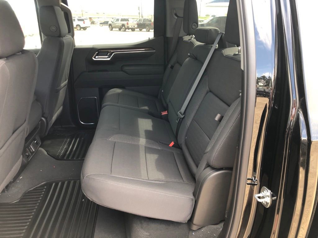 New 2025 GMC Sierra 1500 Elevation image 35