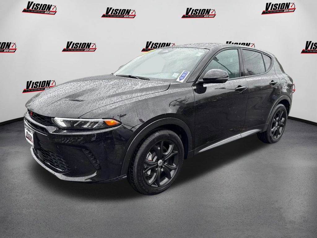 Used 2024 Dodge Hornet R/T Plus w/ Tech Pack Plus w/o Parking image 1