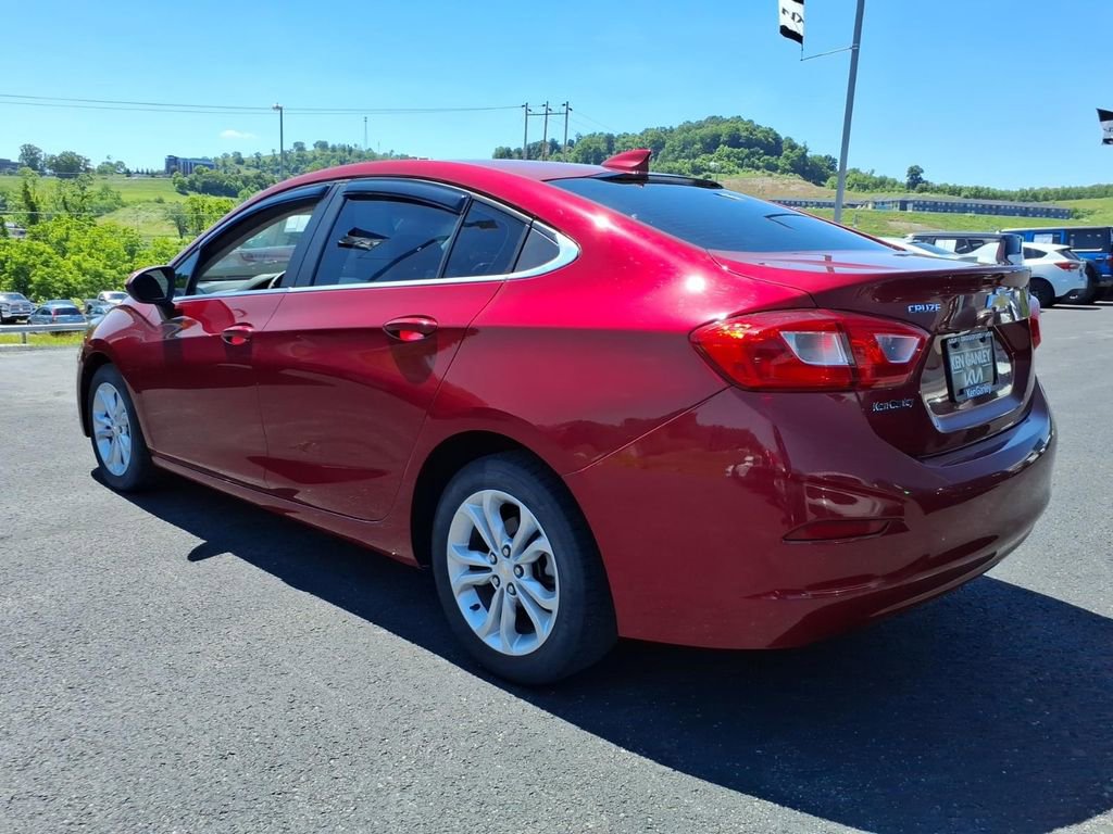 Used 2019 Chevrolet Cruze LT FWD image 7
