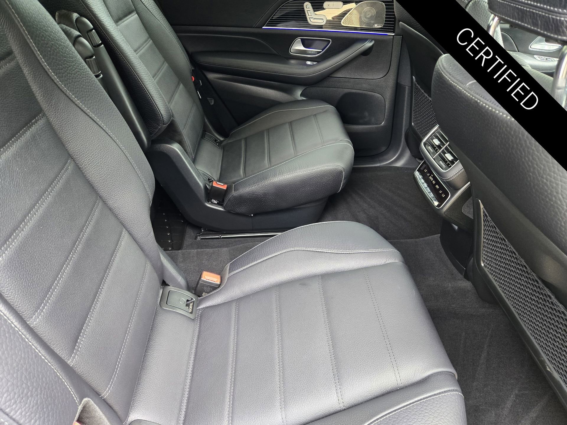 Used 2025 Mercedes-Benz GLS 580 4MATIC image 29