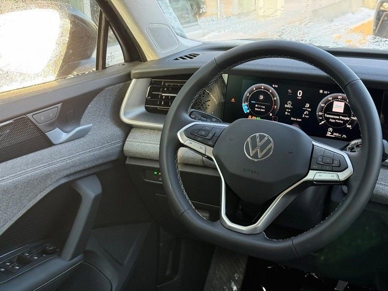 New 2026 Volkswagen Tiguan S AWD/4WD image 8