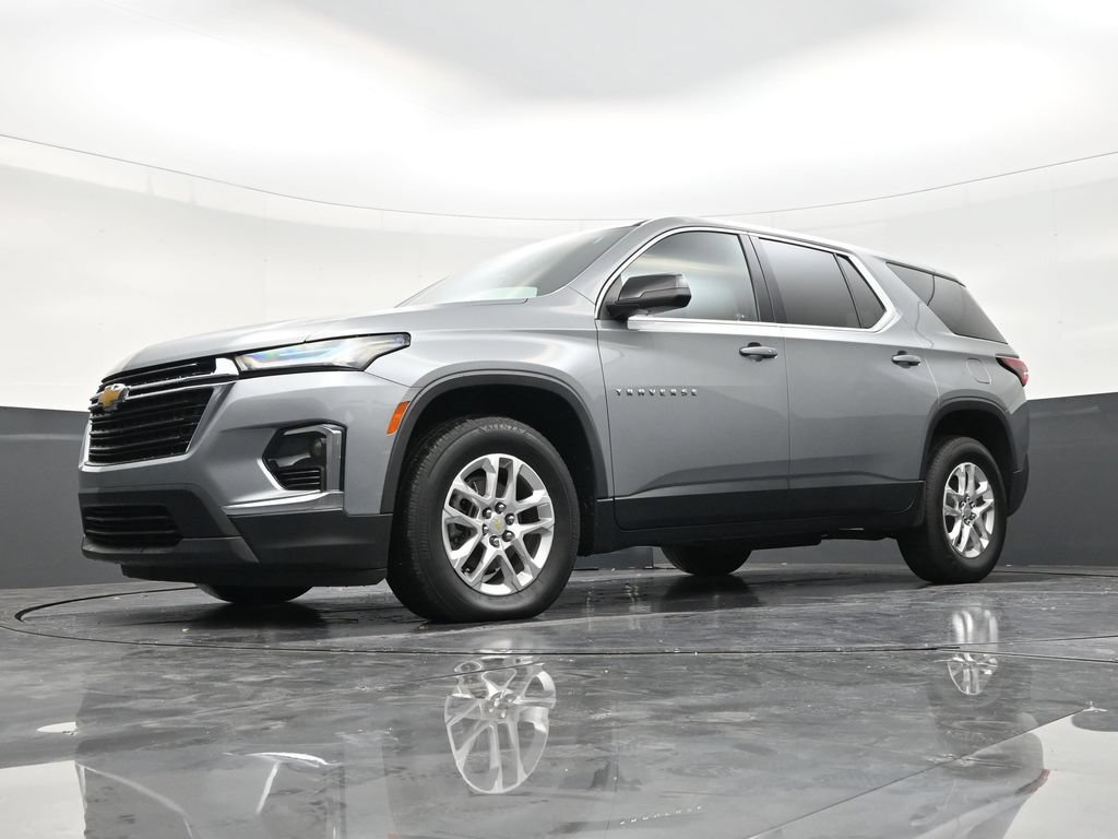 Used 2023 Chevrolet Traverse LS FWD image 20