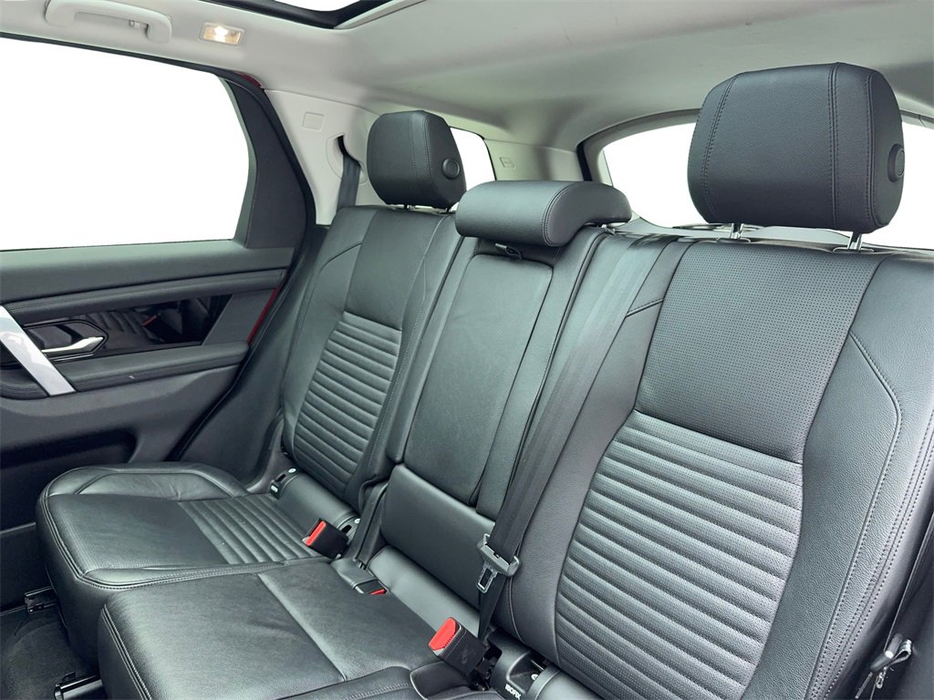 Used 2022 Land Rover Discovery Sport SE image 42