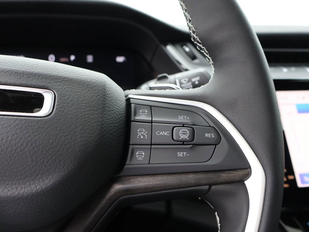 New 2026 Jeep Grand Cherokee L Limited image 30