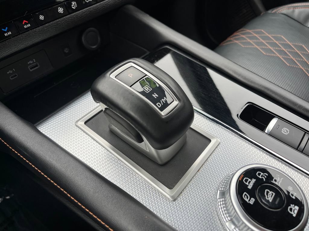 Used 2024 Mitsubishi Outlander SEL image 31