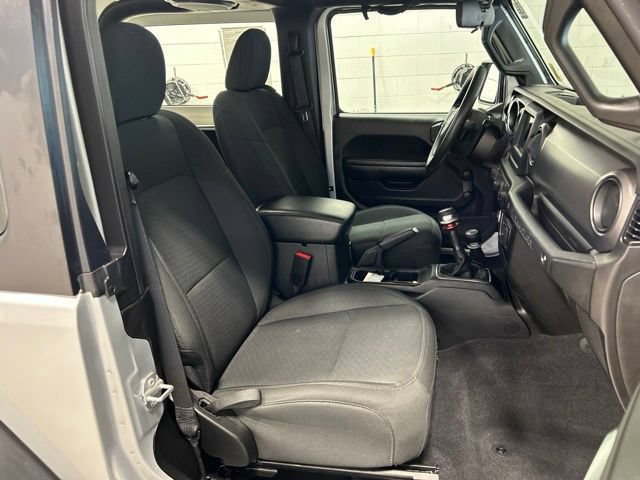 Used 2023 Jeep Wrangler Sport AWD/4WD image 12