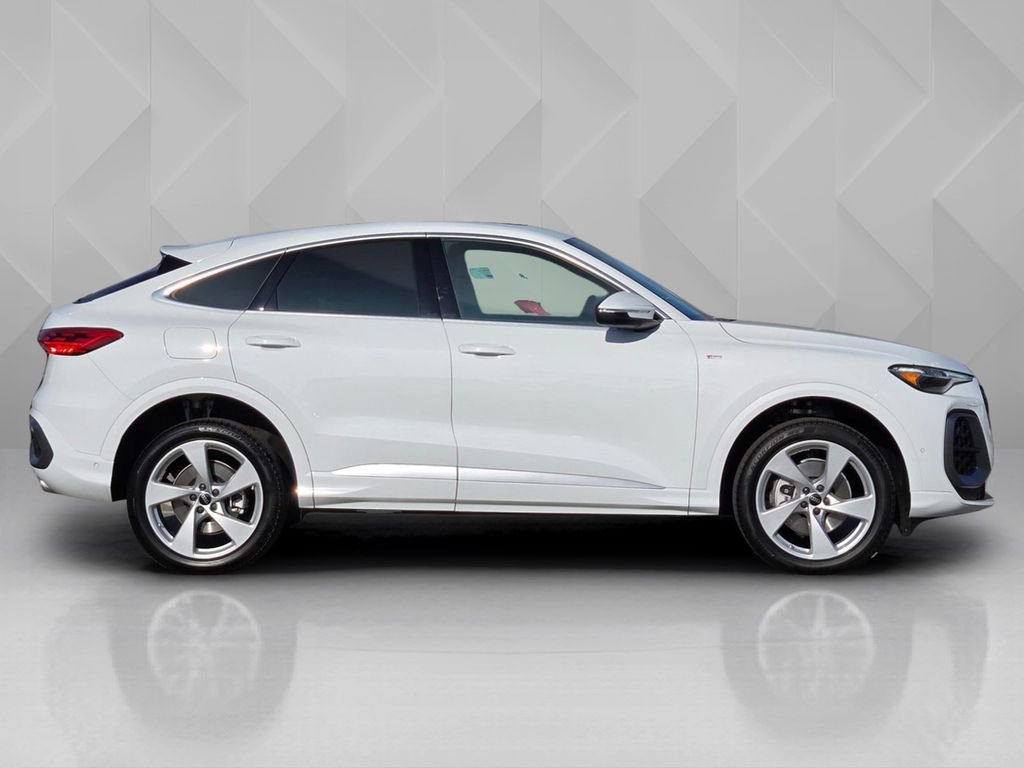 New 2025 Audi Q5 Premium Plus image 7