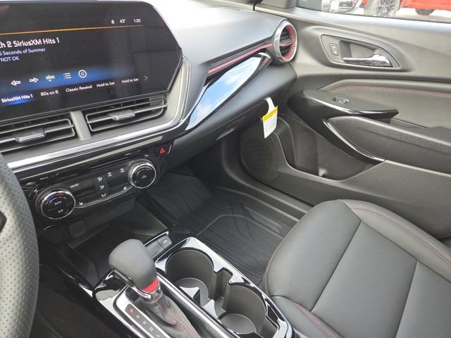 New 2026 Chevrolet Trax RS w/ Sunroof Package image 36