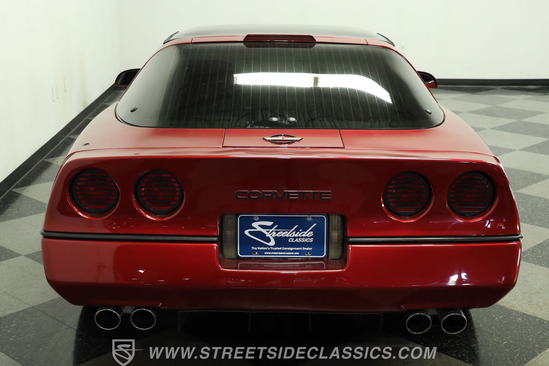 Used 1990 Chevrolet Corvette Coupe RWD image 9