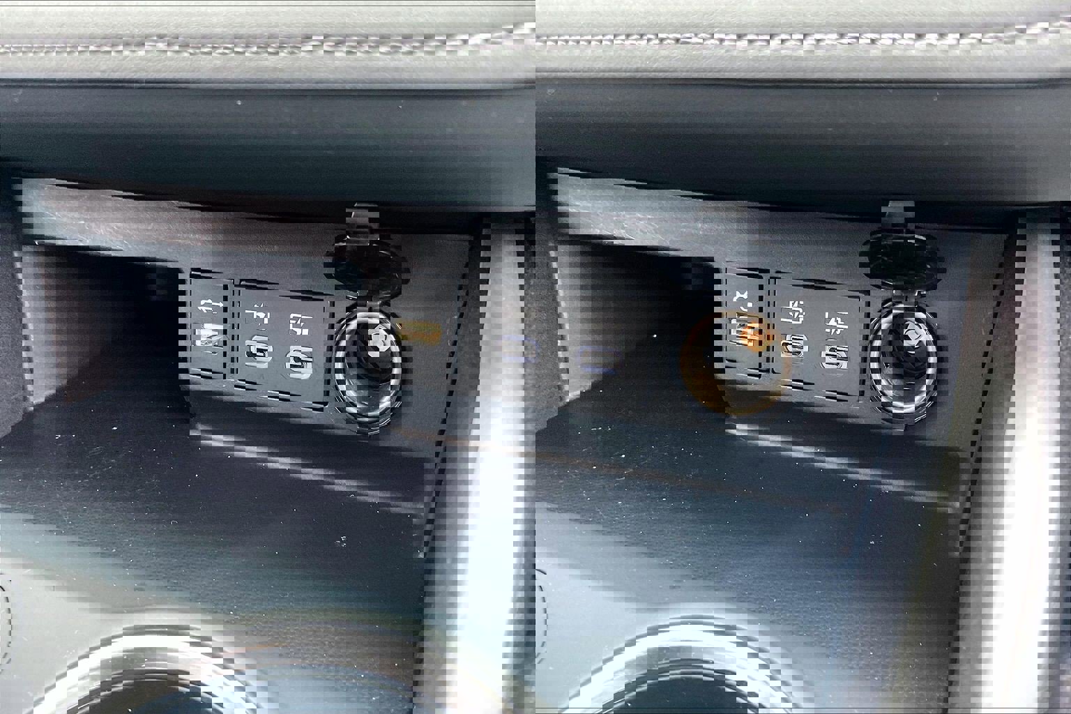 Used 2025 Toyota Highlander XSE image 40