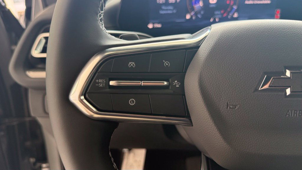 New 2027 Chevrolet Traverse LT w/ Driver Confidence Package FWD image 4