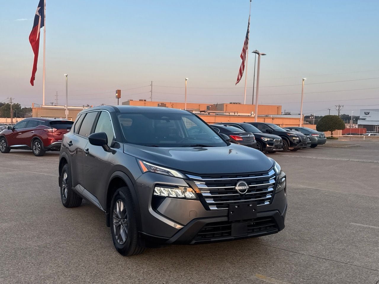 Certified 2024 Nissan Rogue S FWD image 2
