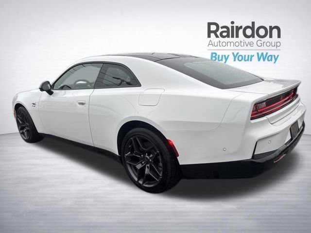 Used 2024 Dodge Charger R/T w/ Plus Group image 6