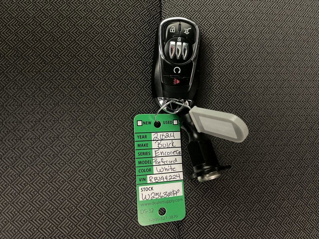 Used 2024 Buick Encore GX Preferred w/ Comfort Package image 28