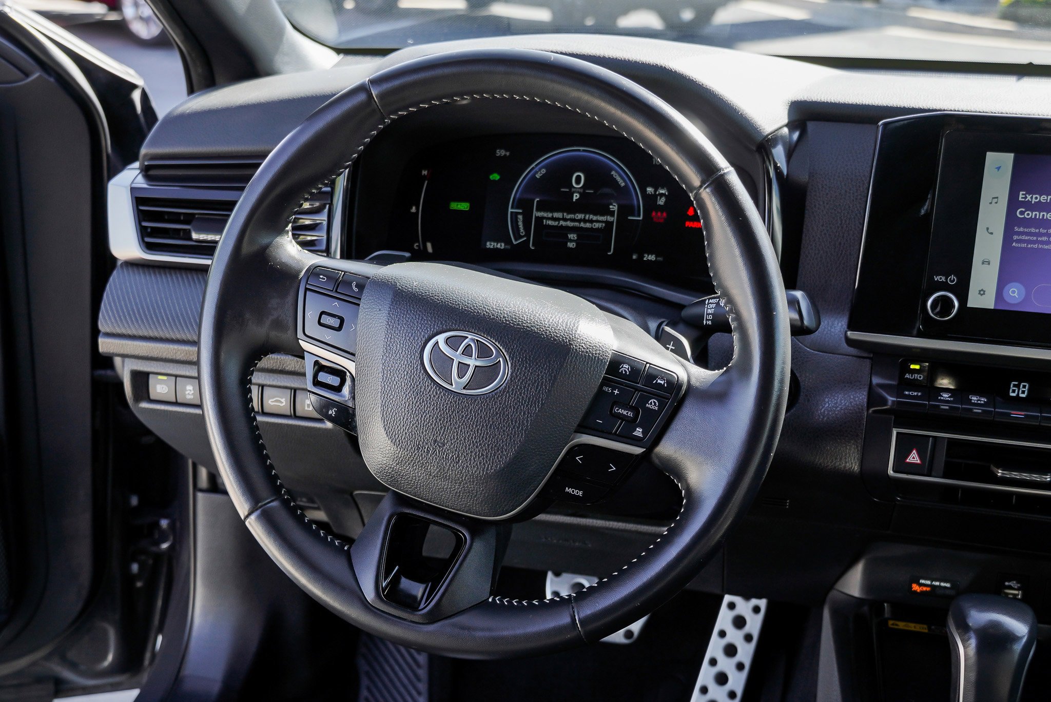 Used 2025 Toyota Camry SE FWD image 31