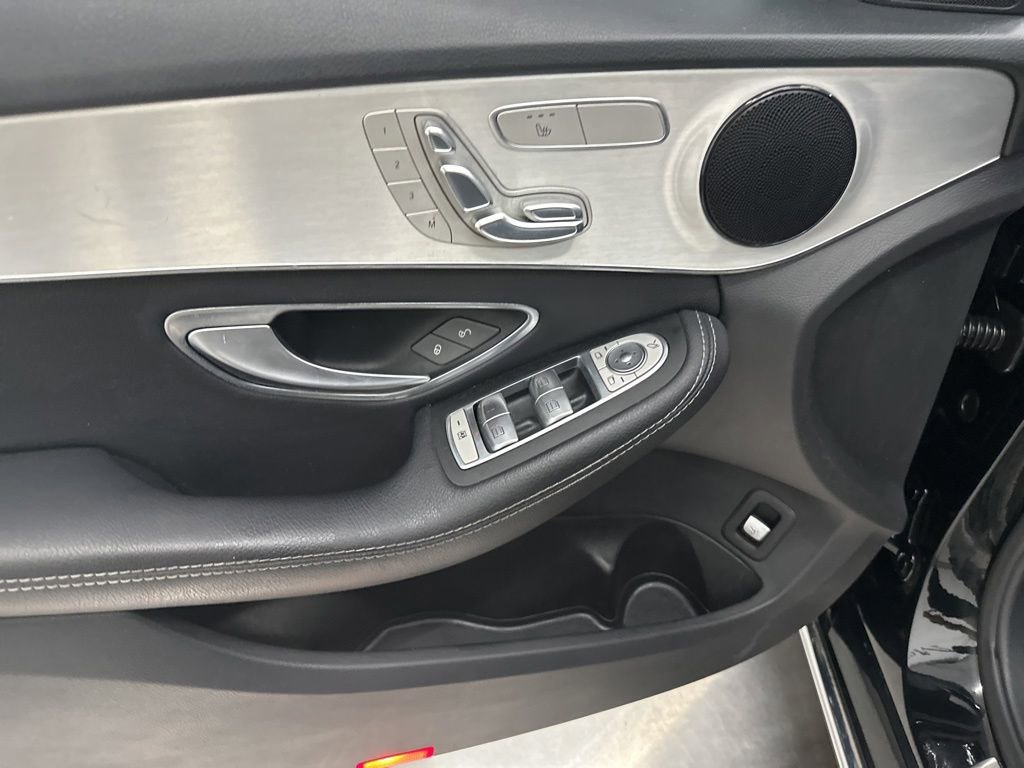 Used 2018 Mercedes-Benz C 300 Sedan image 14
