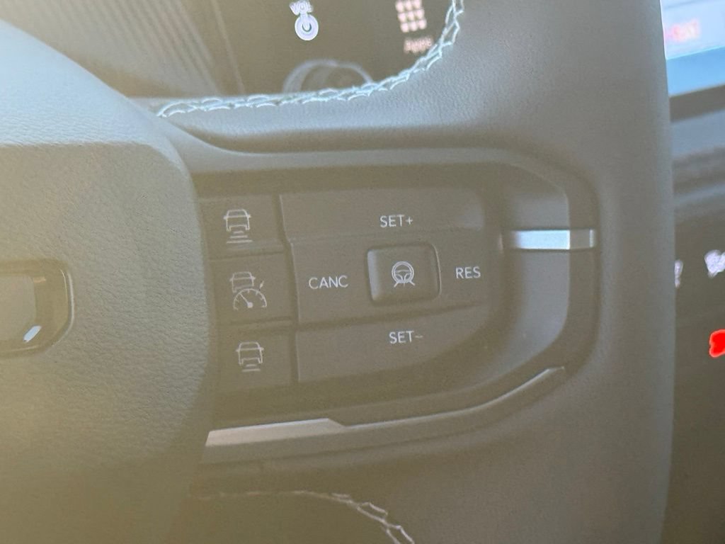 New 2026 Jeep Cherokee Overland AWD/4WD image 7