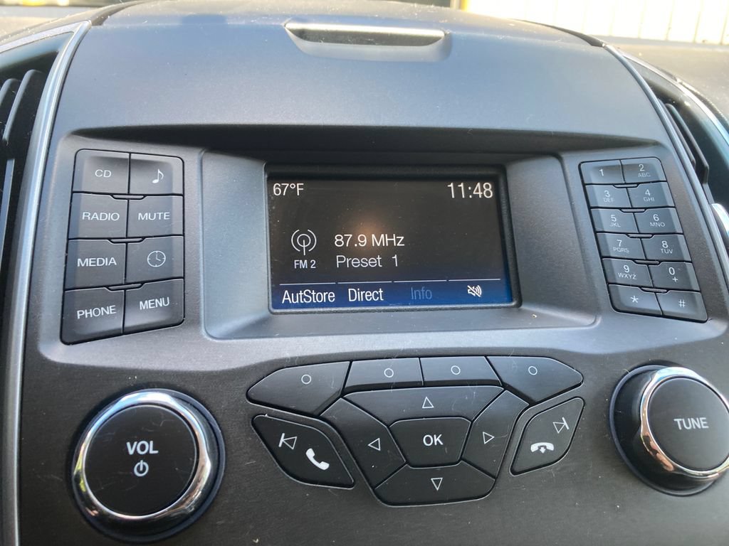 Used 2017 Ford Edge SE AWD/4WD image 22