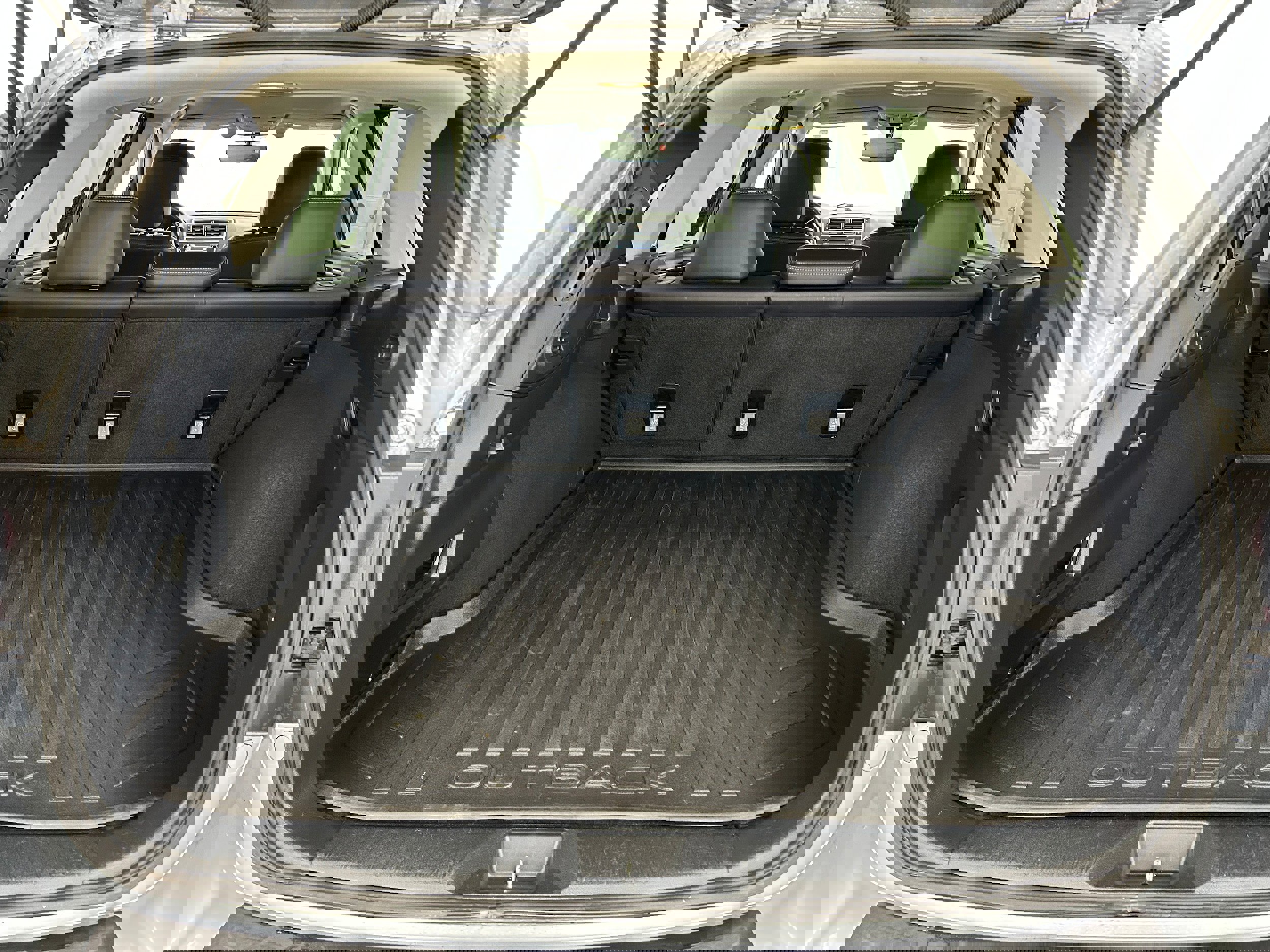 Used 2018 Subaru Outback 2.5i Limited image 33