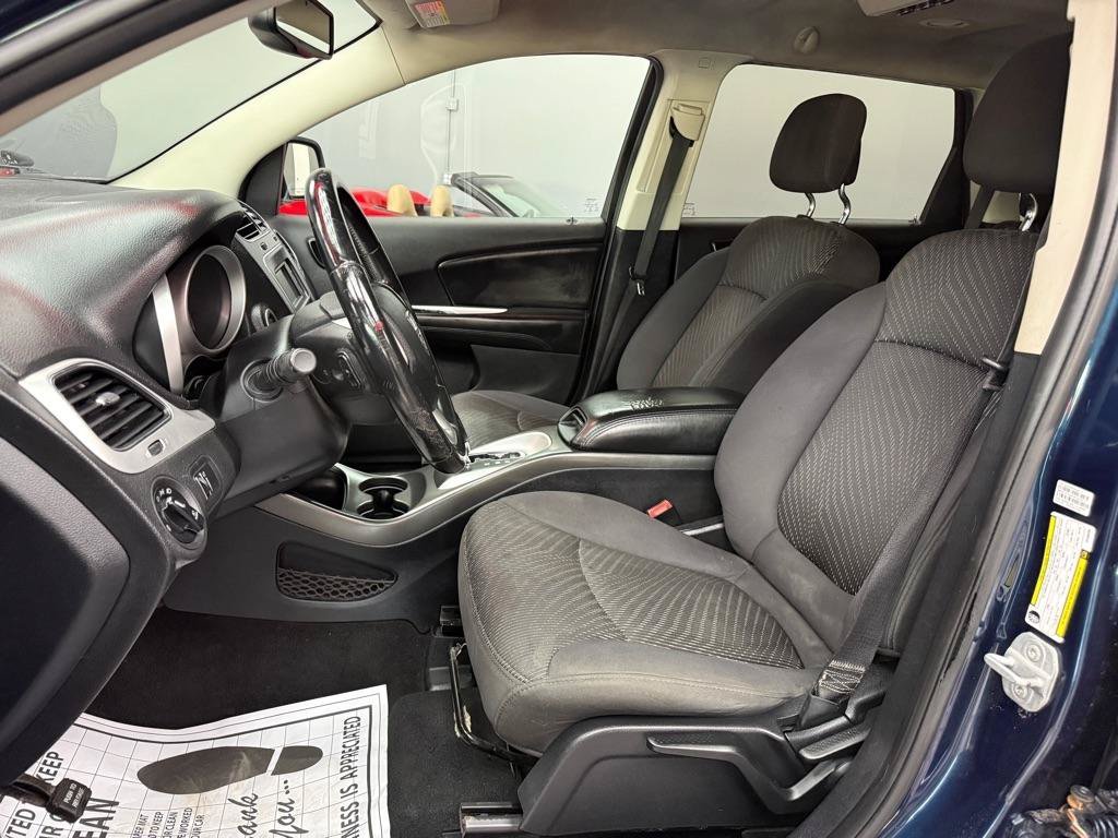 Used 2013 Dodge Journey SXT w/ Flexible Seating Group FWD image 12
