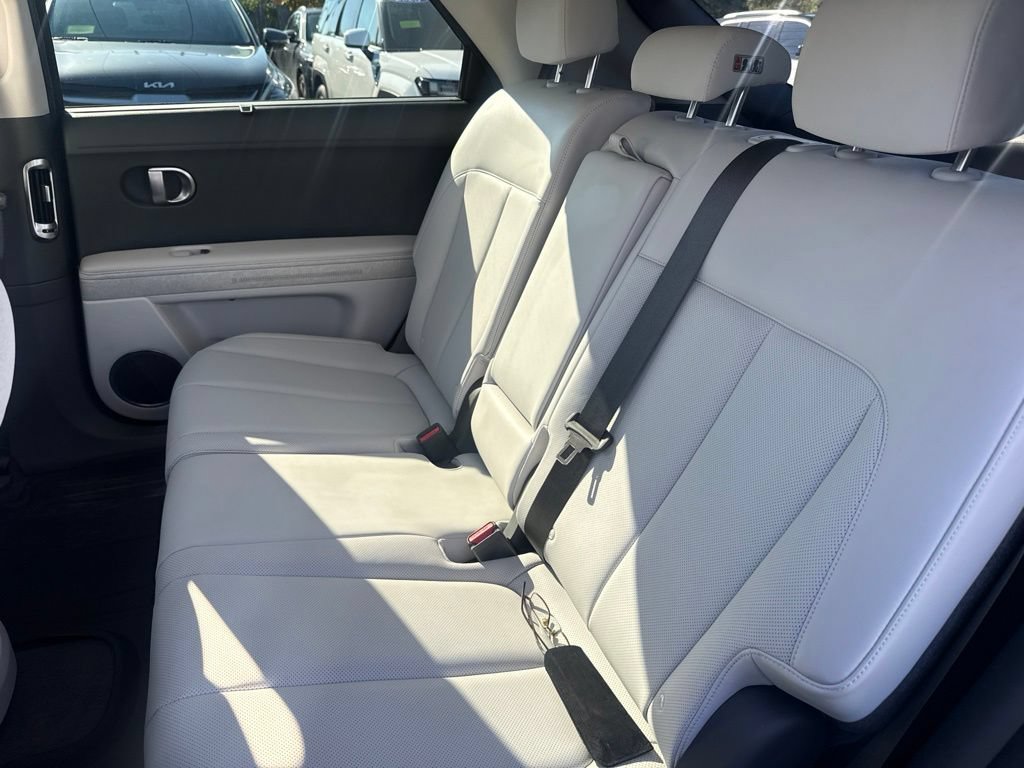 Used 2024 Hyundai Ioniq 5 Limited AWD/4WD image 15