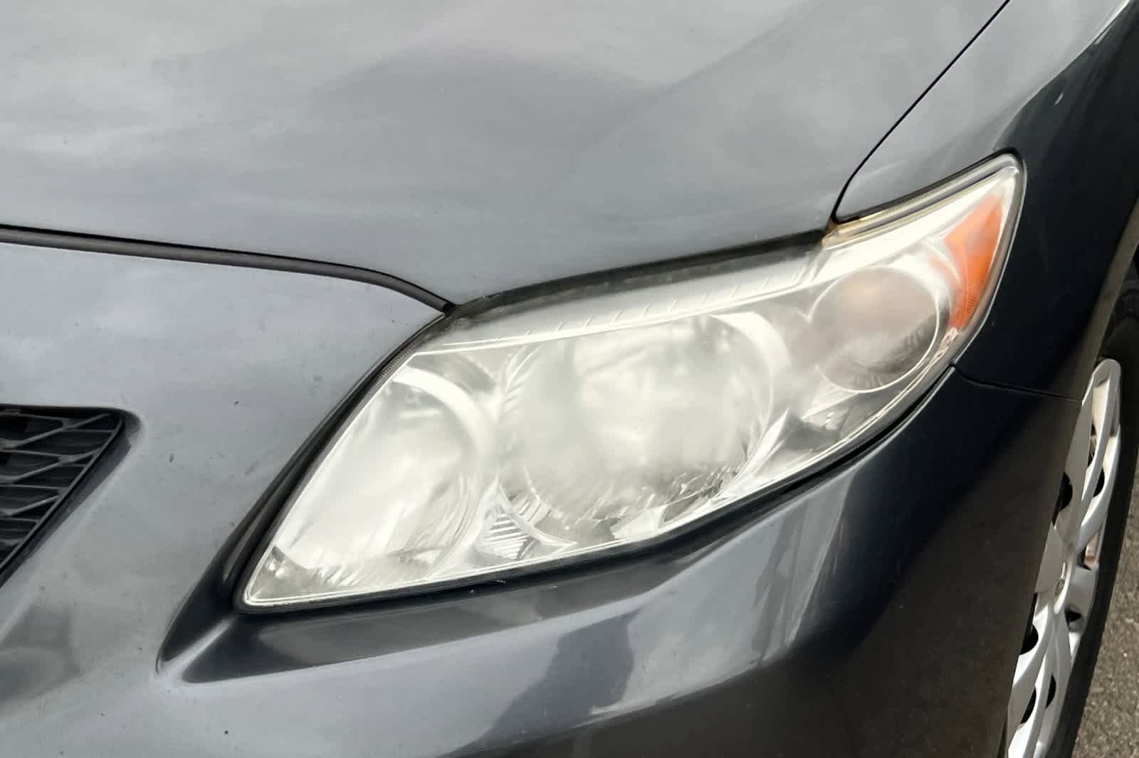 Used 2010 Toyota Corolla LE FWD image 11