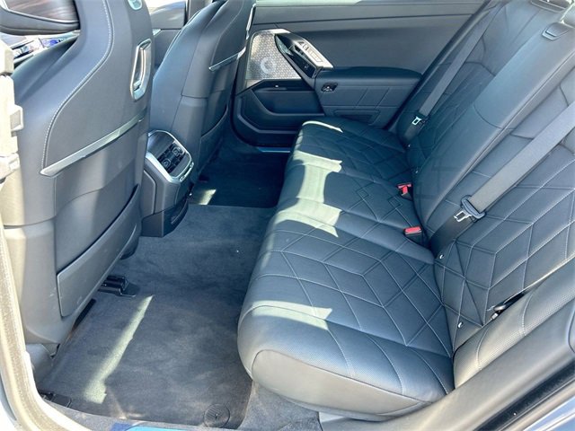 Certified 2024 BMW i7 xDrive60 image 18