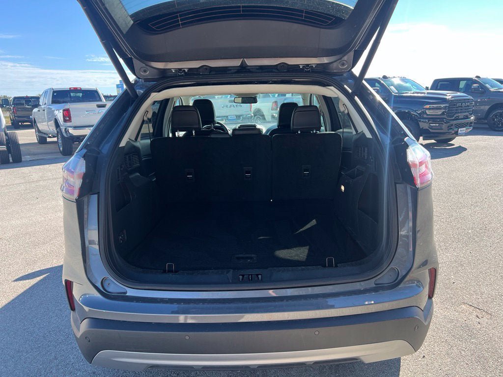 Used 2024 Ford Edge SEL w/ Convenience Package AWD/4WD image 5