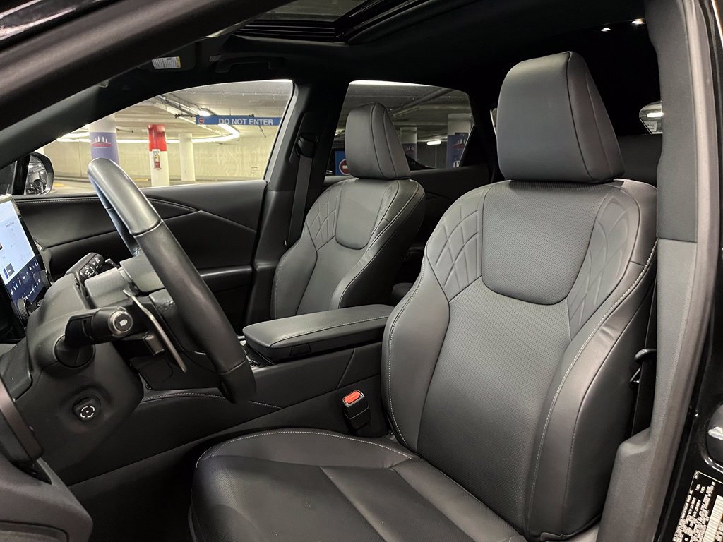 Used 2023 Lexus RX 350 Premium w/ Cold Area Package AWD/4WD image 21