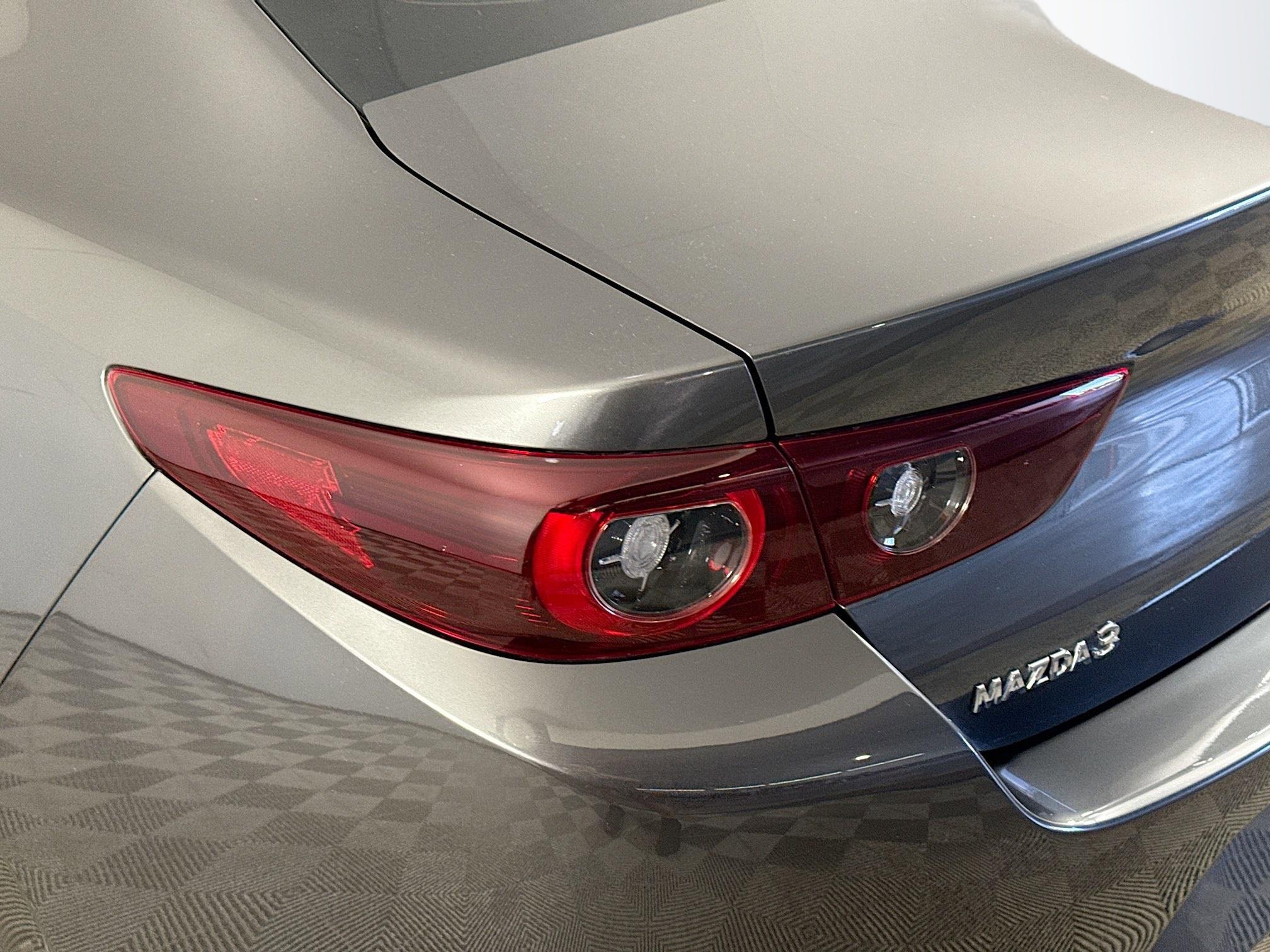 Used 2023 MAZDA MAZDA3 s image 36