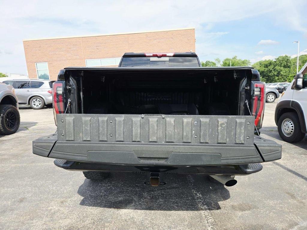 Used 2025 GMC Sierra 2500 AT4 w/ AT4 Premium Plus Package AWD/4WD image 19