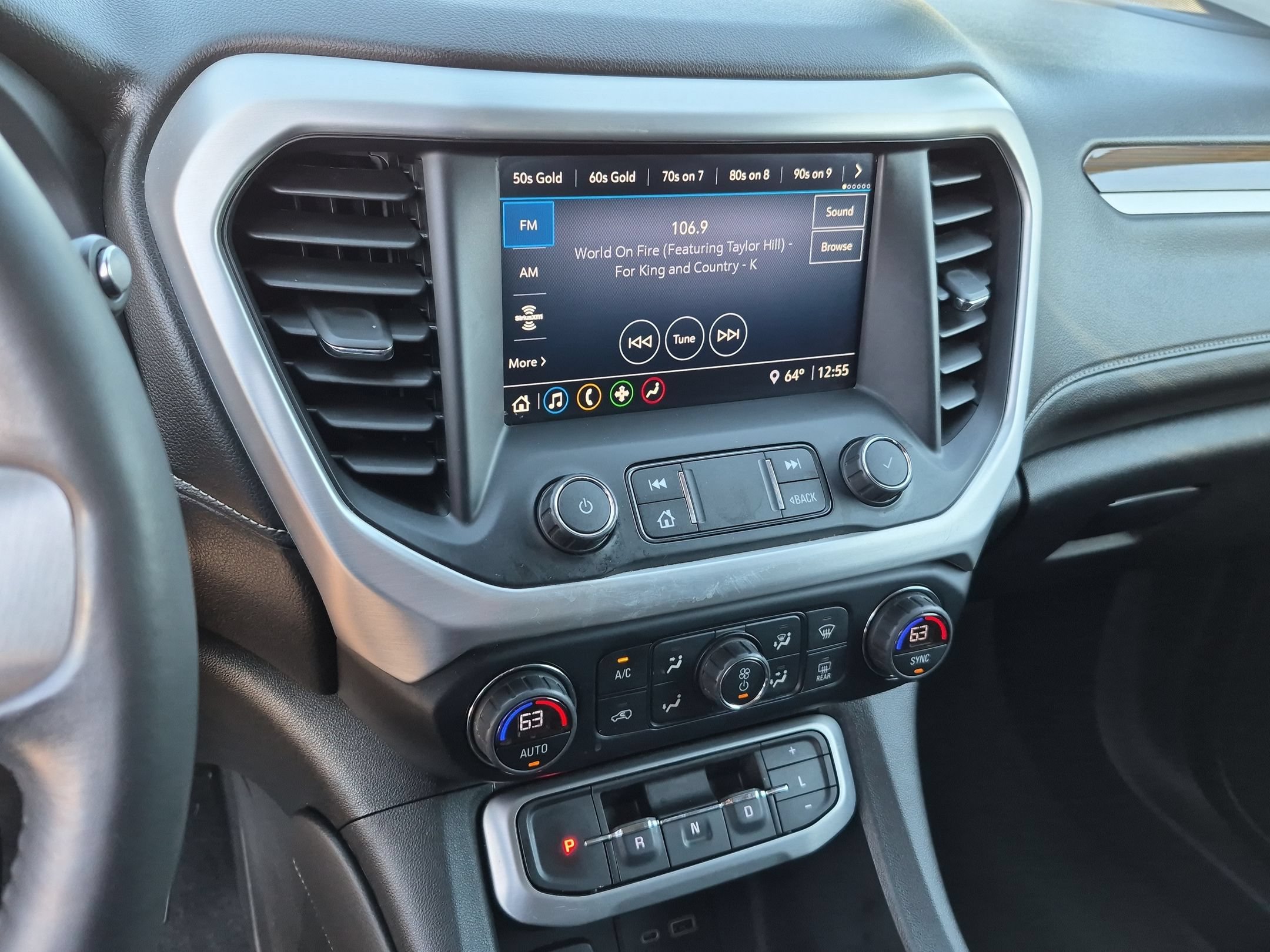Used 2020 GMC Acadia SLE w/ Driver Convenience Package FWD image 13