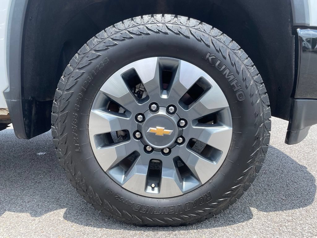 Used 2023 Chevrolet Silverado 2500 Custom w/ Custom Value Package AWD/4WD image 30