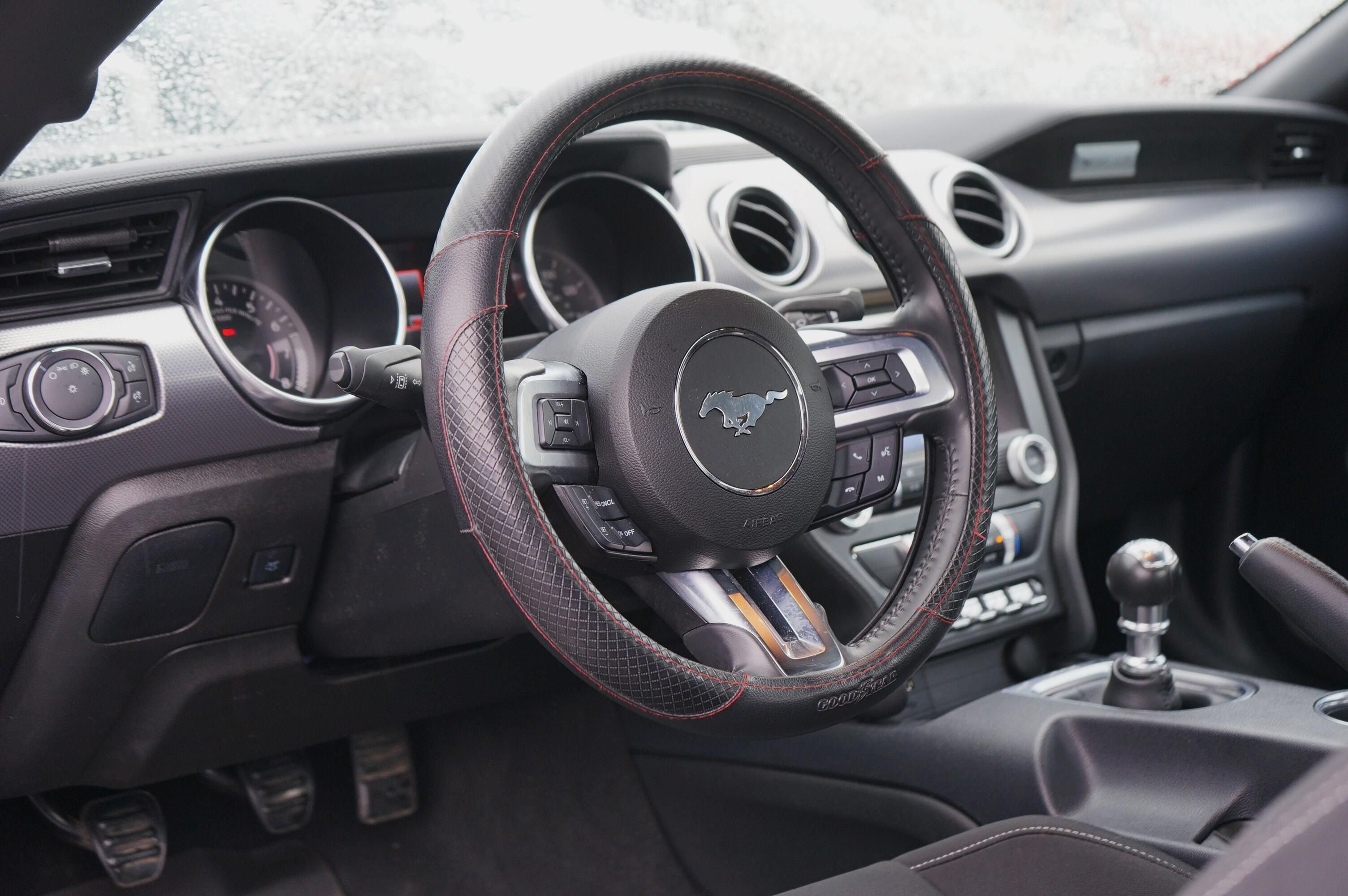 Used 2022 Ford Mustang GT RWD image 11