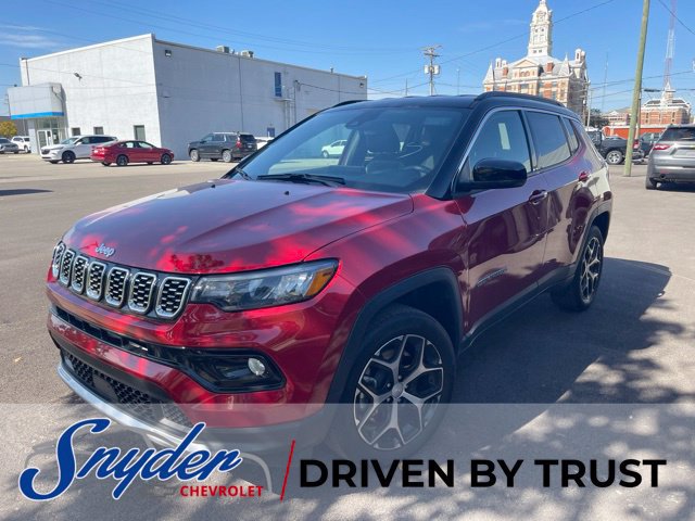Used 2024 Jeep Compass Limited AWD/4WD image 1