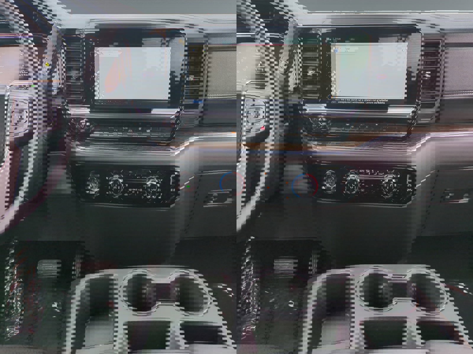 Used 2024 GMC Sierra 1500 SLE image 11