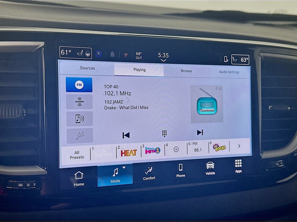 New 2026 Chrysler Voyager LX FWD image 13