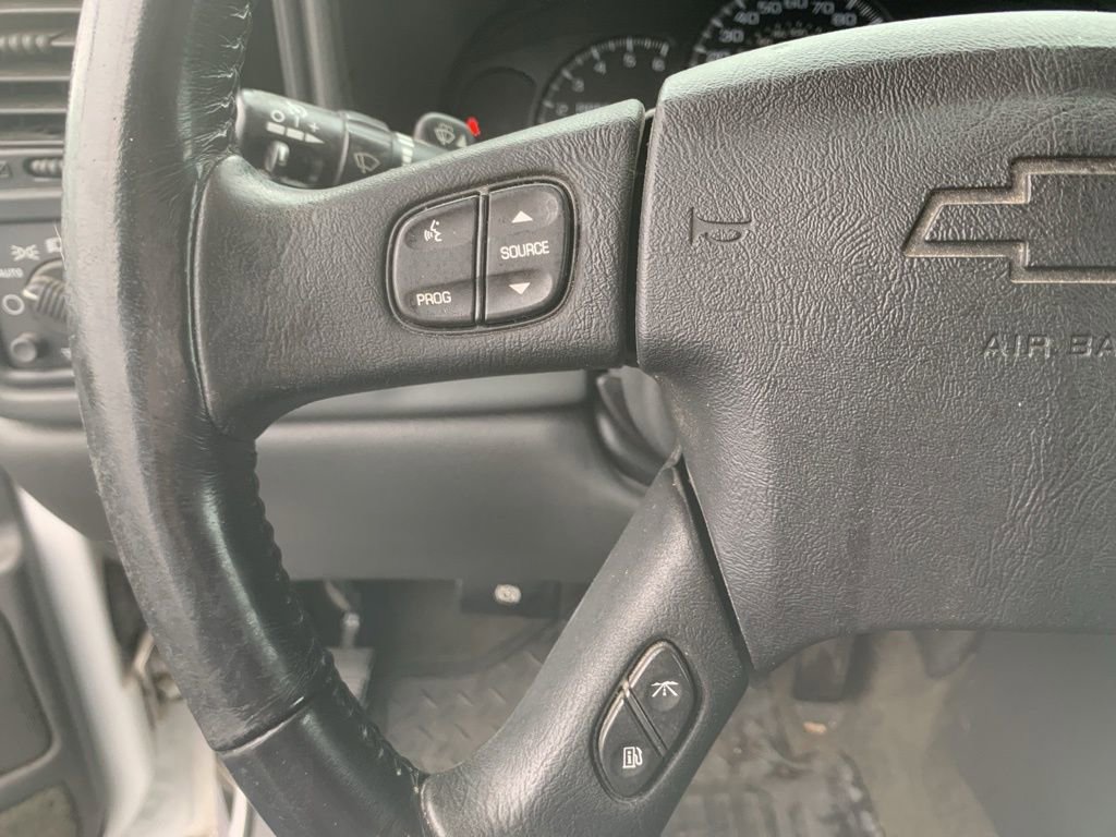 Used 2005 Chevrolet Silverado 1500 LS image 13
